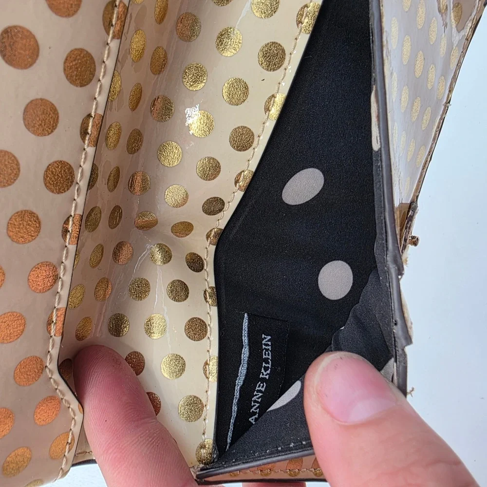 Anne Klein Cream Gold Polka Dot Patent Bow Trifold Wallet Lion Logo Hardware